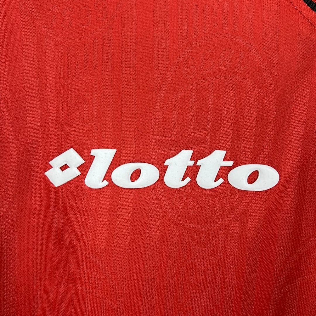 Camisa Retrô AC Milan 1998/99 Away 3