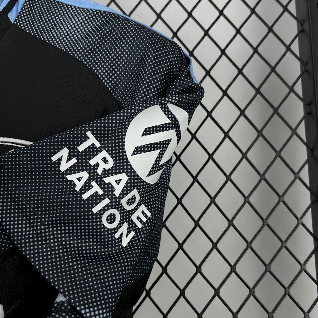 Camisa Aston Villa Away 2025/26 5