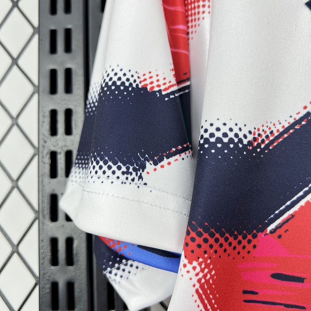 Camisa Bayern de Munique Pré-Jogo 2025/26 4