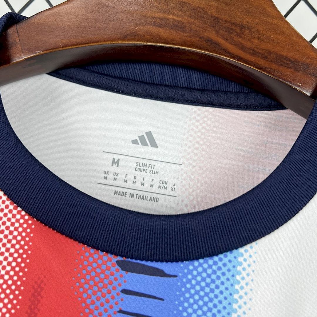 Camisa Bayern de Munique Pré-Jogo 2025/26 6