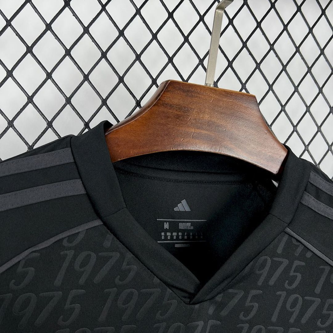 Camisa Internacional Third 2025/26 5