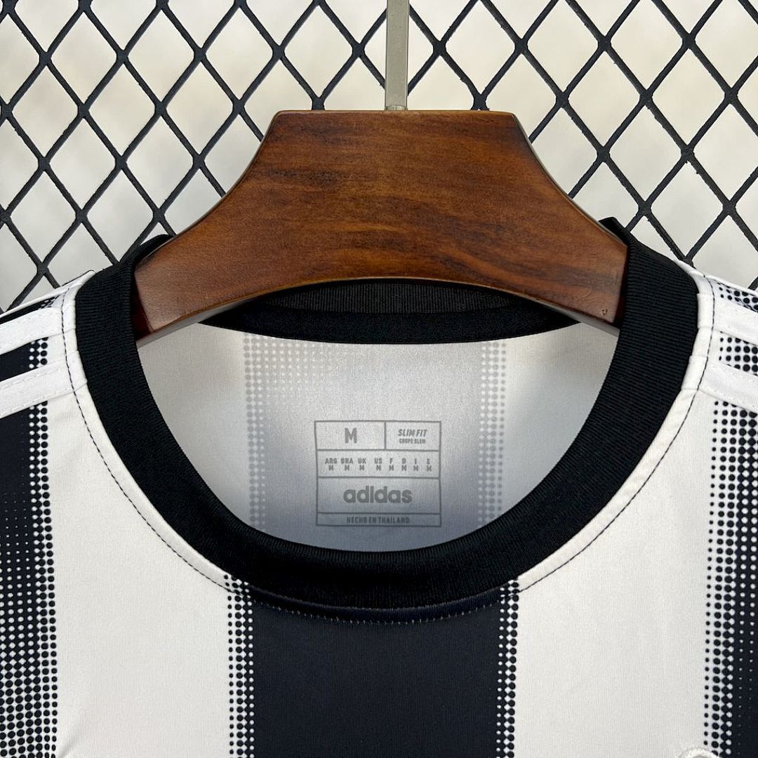 Camisa Newcastle United Home 2025/26 Feminina 7