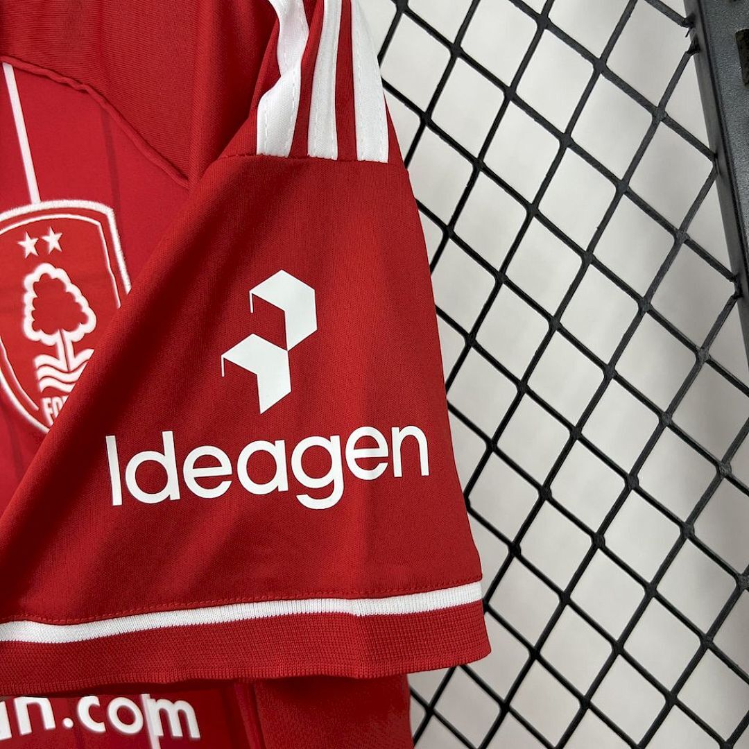 Camisa Nottingham Forest Home 2025/26 — Versão Jogador 2