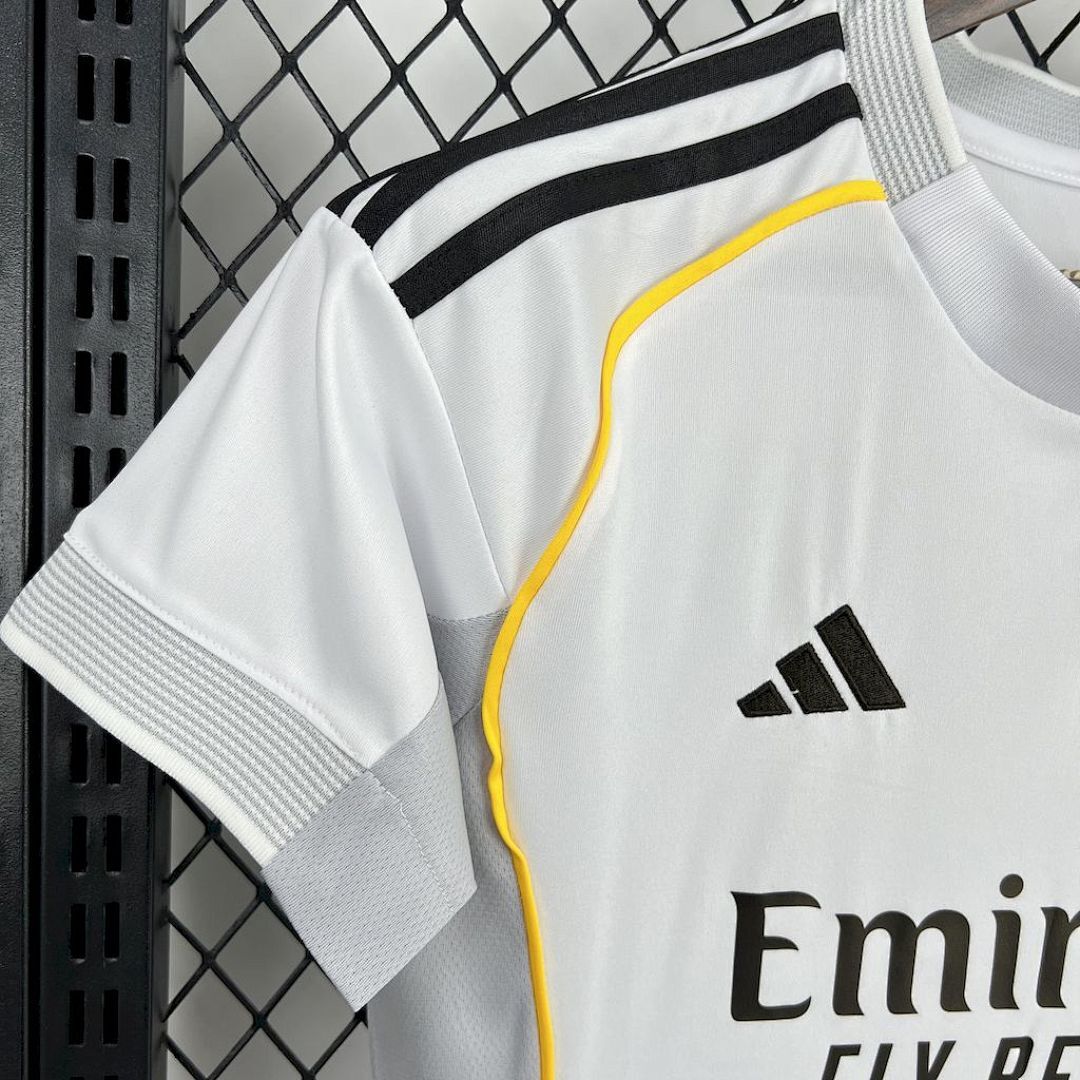Camisa Real Madrid Home 2025/26 Feminina 3