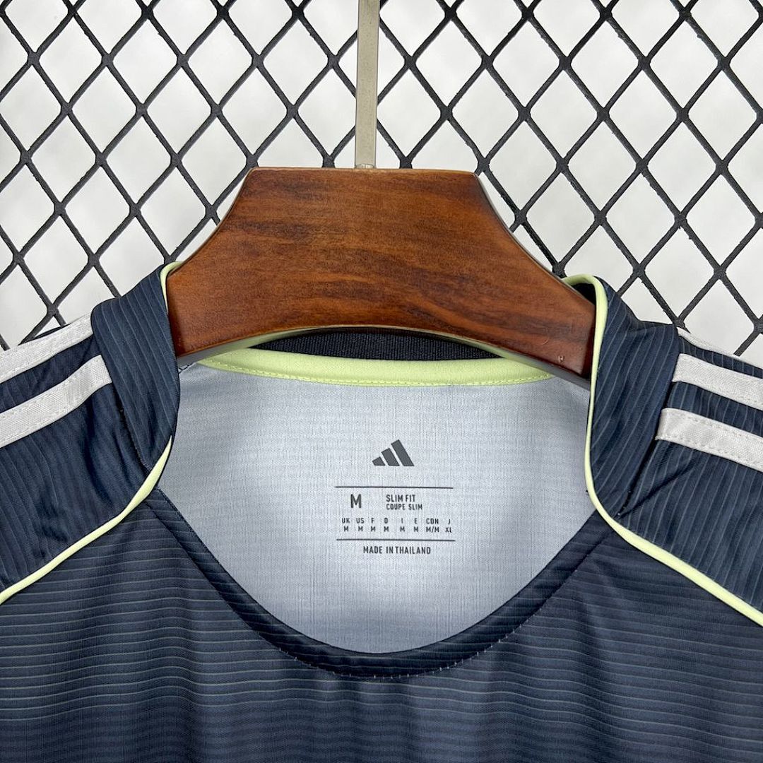 Camisa Real Madrid Manga Longa Away 2025/26 5