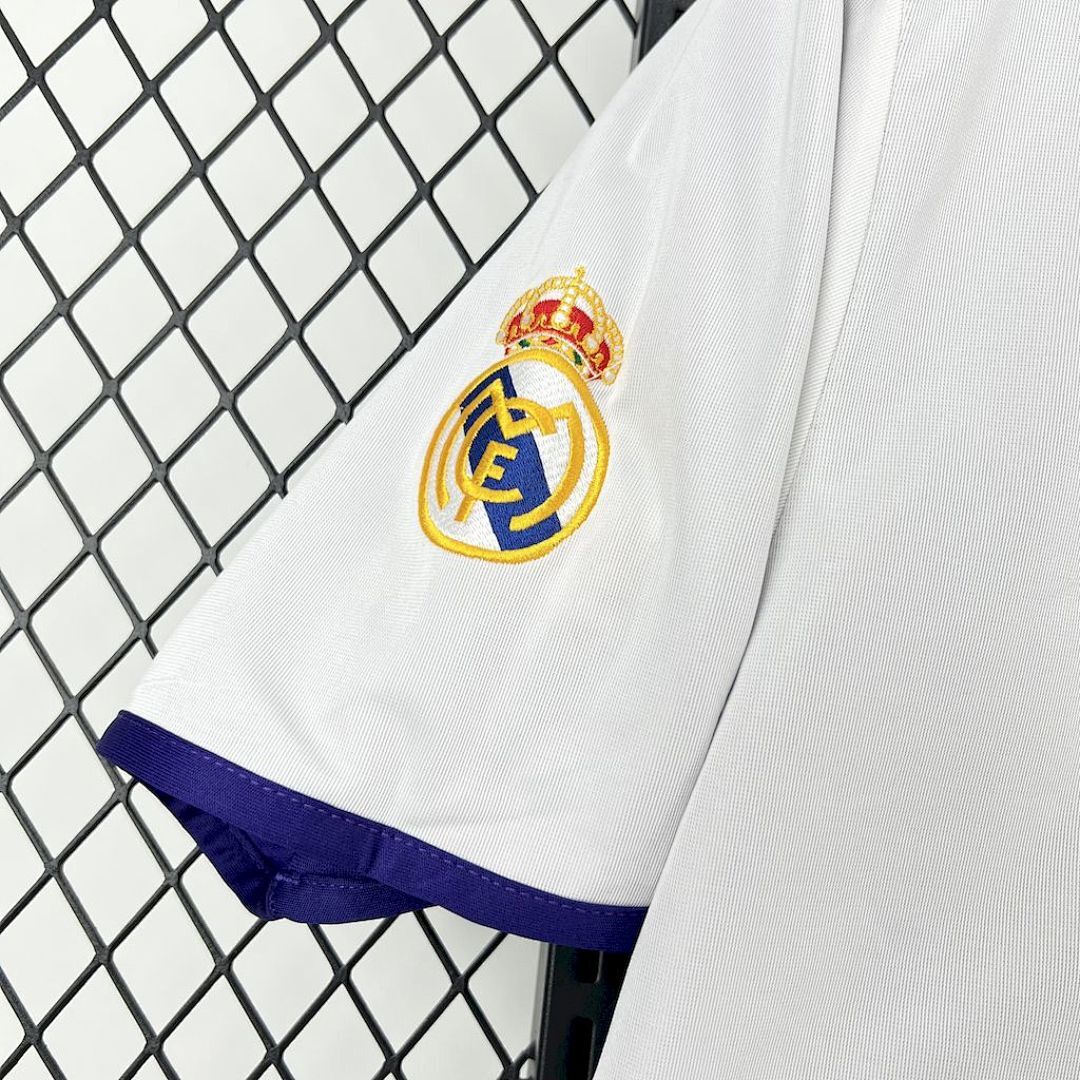 Camisa Retrô Real Madrid 2002/03 8