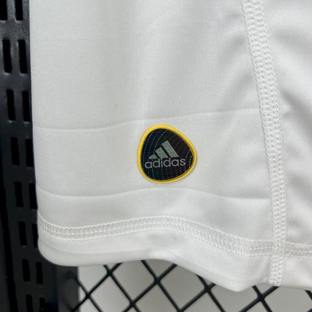 Camisa Retrô Seleção Espanha 2010 Away 3