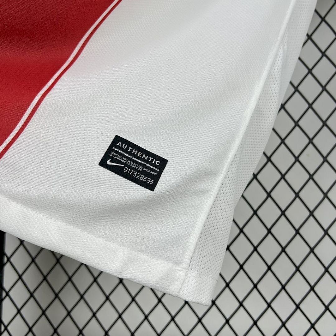 Camisa Retrô Seleção Portugal 2010 Away 3