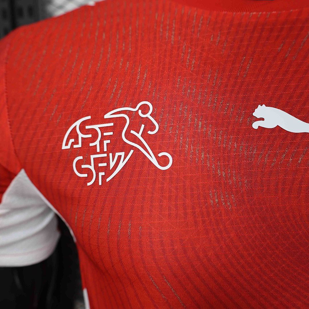 Camisa Seleção Suíça Player Home 2025/26 5